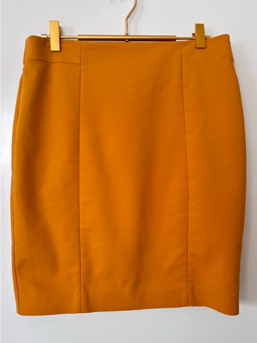 H&M| Pencil Mini Skirt with Short Back Slit in Mustard Yellow Sz 10